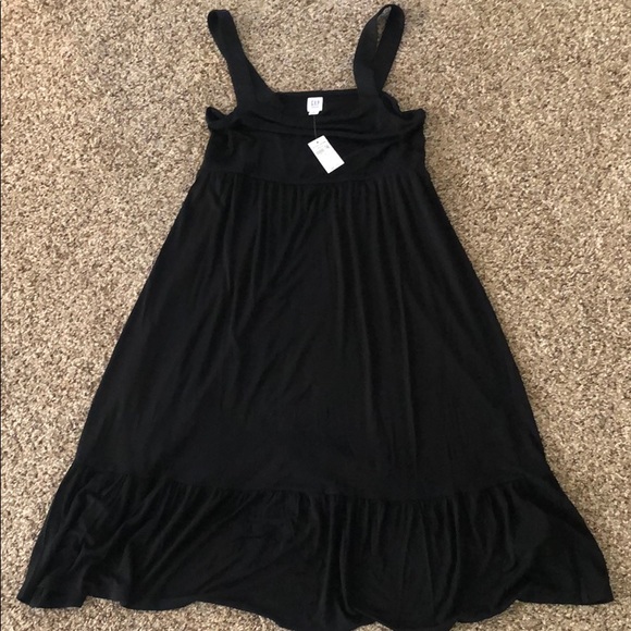 GAP Dresses & Skirts - NWT GAP Maternity Ruffle-Hem Apron Dress